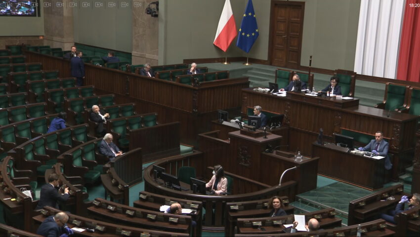 Sejm przyjął zmiany w regulaminie izby. Posłowie będą głosować elektronicznie