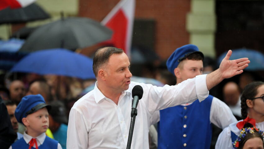 Prezydent Duda zaproponował nową formułę debaty. Co na to Trzaskowski?