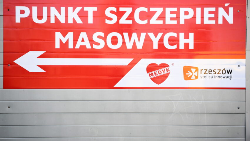 Jak skuteczne są szczepionki? Minister Niedzielski zdradził zaskakujące dane