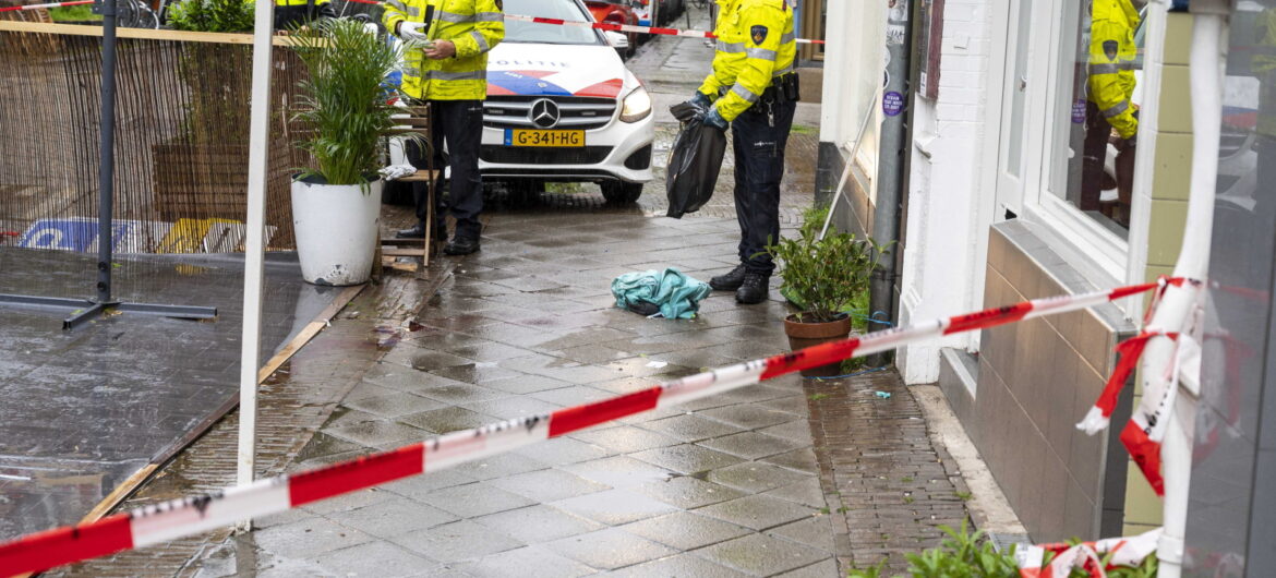 Atak w Amsterdamie. Nożownik dźgał przypadkowe osoby