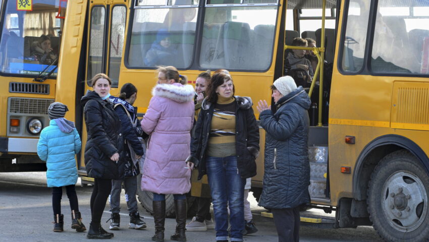 “Nikt ich tam nie karmi”. Ewakuowani z Donbasu sami wracają na Ukrainę