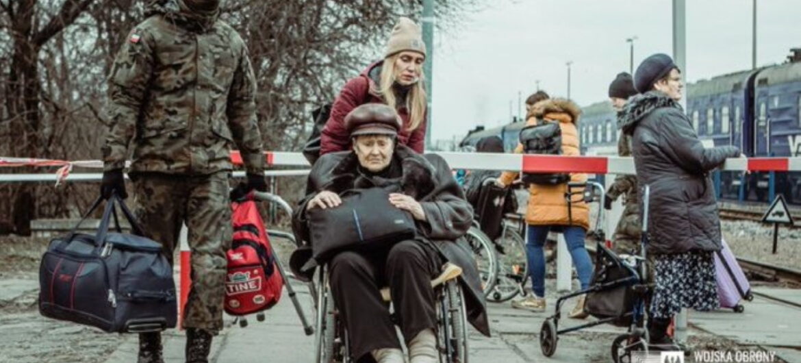Liczba żołnierzy WOT pomagających uchodźcom będzie podwojona