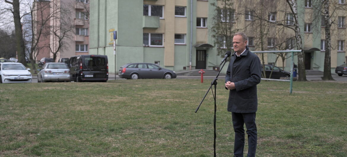 “Z punktu widzenia interesu Polski Donald Tusk jest wyjątkowym szkodnikiem”