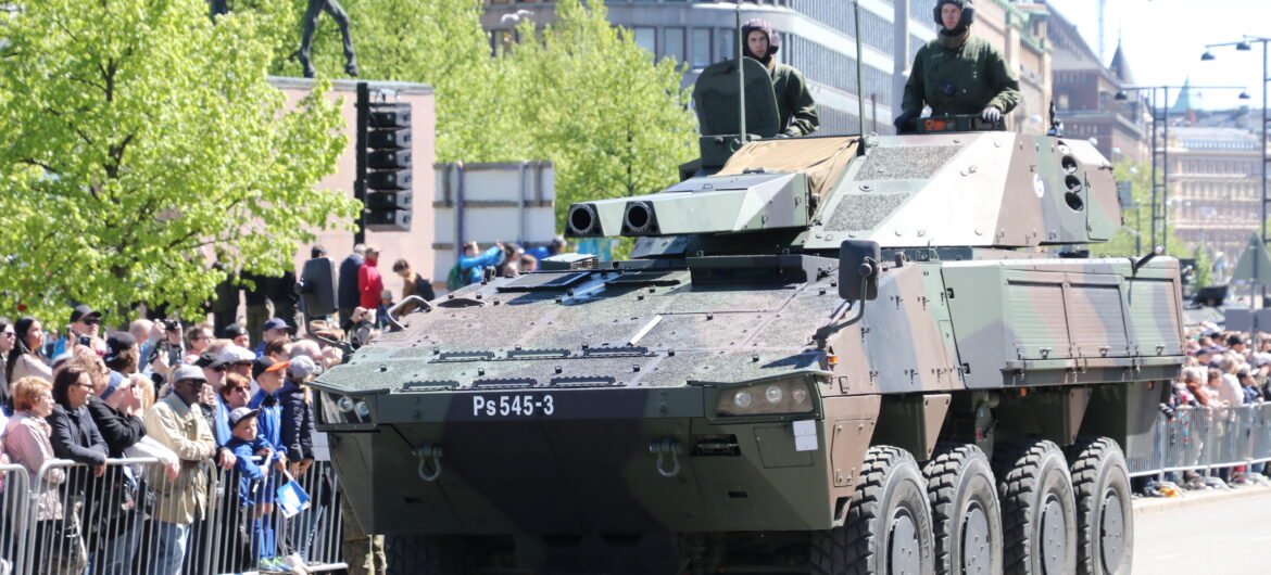 Udało się! Komisja fińskiego parlamentu zarekomendowała członkostwo w NATO