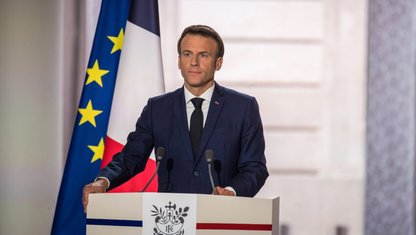 Macron został ponownie zaprzysiężony na prezydenta. W krótkiej przemowie mówił o wyzwaniach, jakie stoją przed Francją