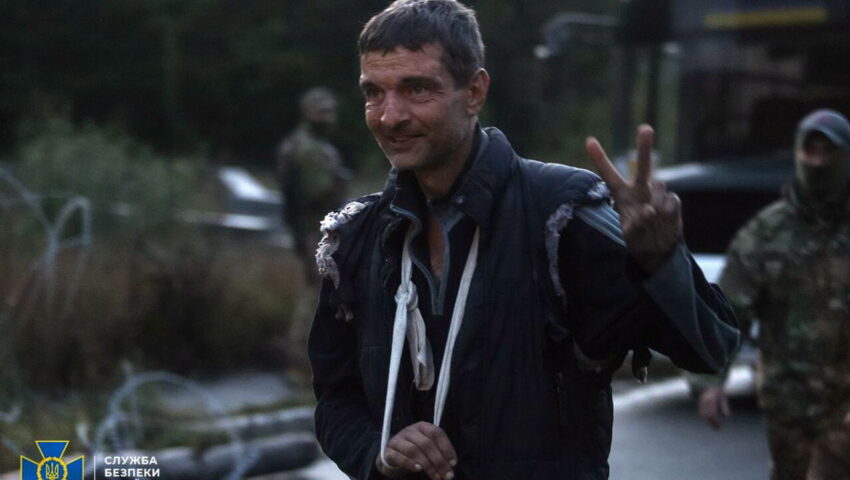 Uwolnieni z rosyjskiej niewoli ukraińscy jeńcy byli brutalnie torturowani