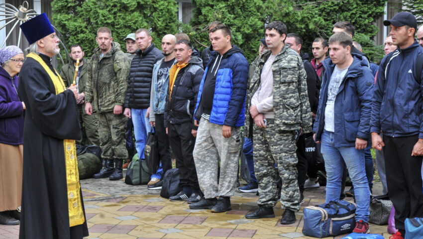 Najpierw mobilizują do armii, później zostawiają z niczym. Rosyjscy żołnierze muszą wyposażyć się sami