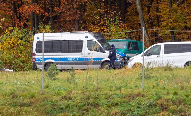 Kompletnie pijany kierował samochodem. Na kolanach trzymał dziecko