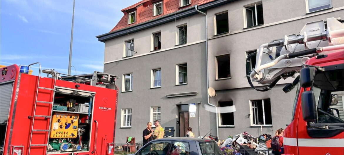 Pożar kamienicy w Starogardzie Gdańskim. Nie żyje dwójka dzieci