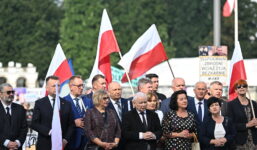 Prezes PiS: obecna “patowładza” w dalszym ciągu posługuje się fałszywą propagandą