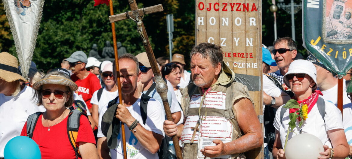 Początki tego święta sięgają przełomu V i VI wieku. Wówczas było znane pod nazwą Zaśnięcia Bogurodzicy