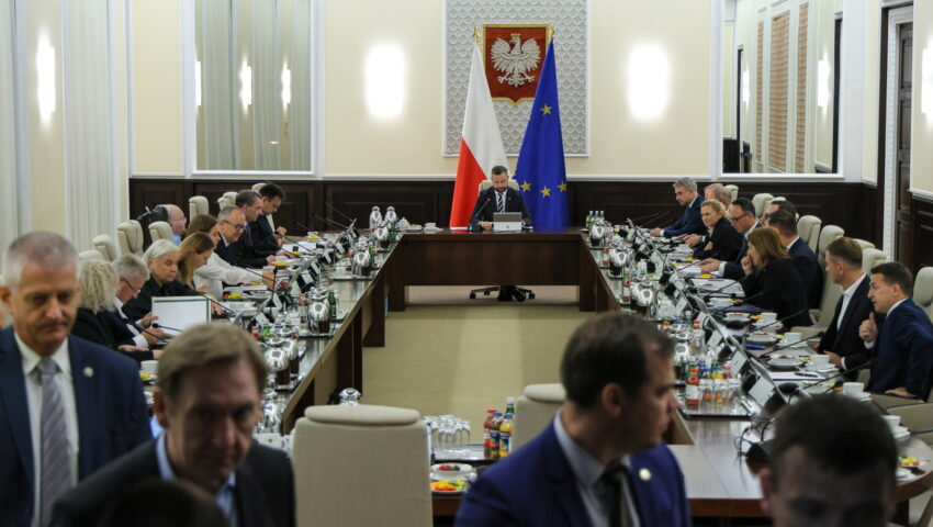 Polacy już widzą, że Tusk “ściemniał”. Wyniki badania mówią same za siebie