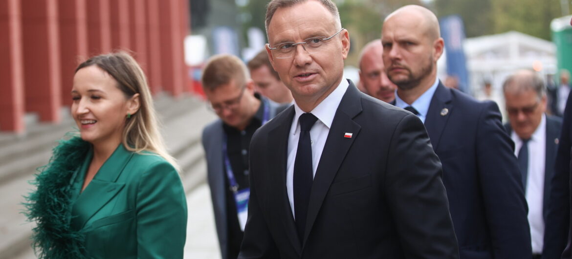 Prezydent komentuje słowa Tuska: to usprawiedliwienie łamania konstytucyjnych standardów