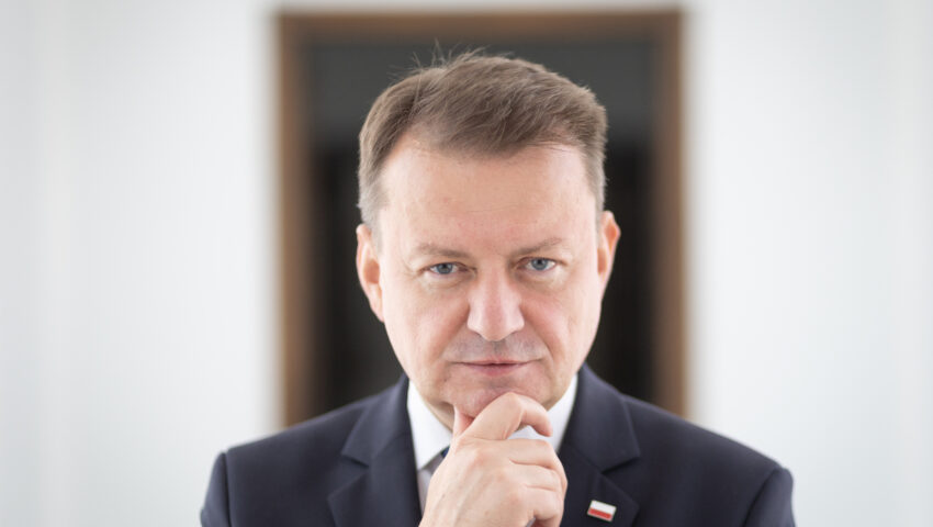 Mariusz Błaszczak o resorcie Kosiniaka: MON wygląda jak dryfująca łajba bez sternika