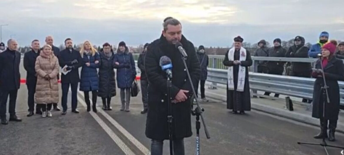 Skandal w Białej Podlaskiej. Syn byłego posła Koalicji Obywatelskiej nazwał katolickiego świętego mordercą