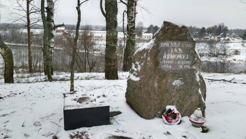 W Rosji zdewastowano pomnik upamiętniający żołnierzy AK