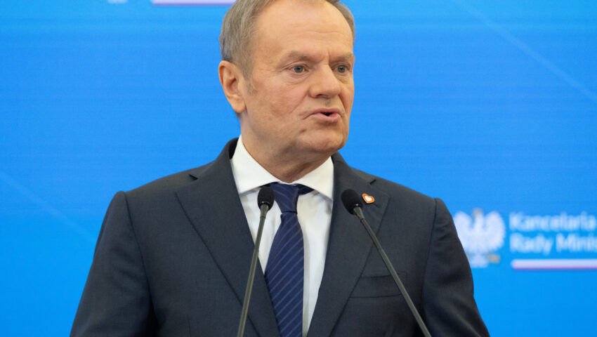 Tusk ogłosił “definitywną” decyzję ws. paktu migracyjnego – “I nie ma co robić z tego polityki”