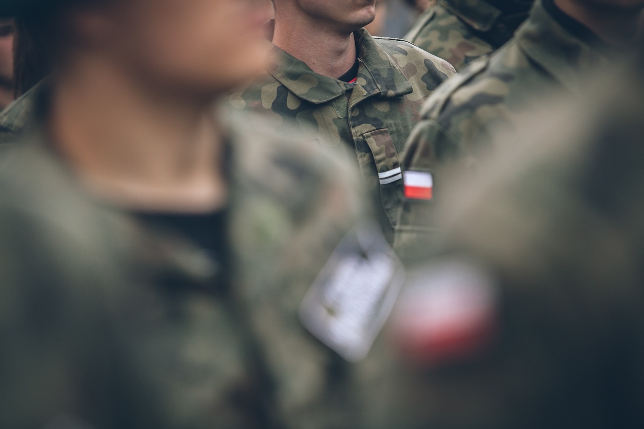Polscy żołnierze jadą z pomocą na Litwę