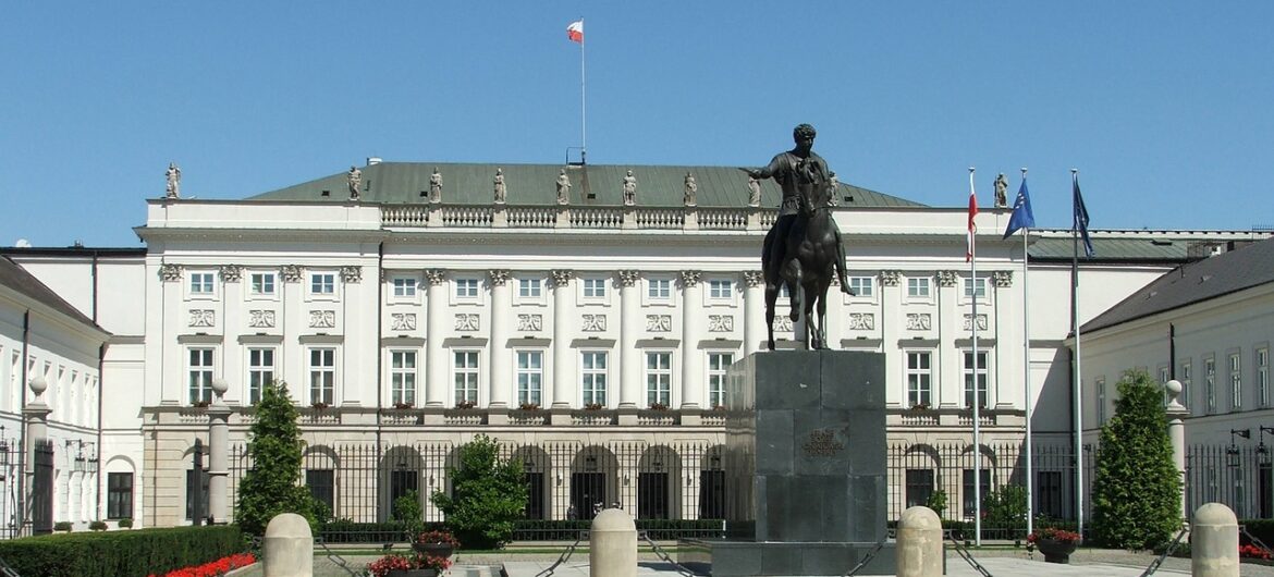 Najnowszy sondaż przed wyborami. Kto na czele?