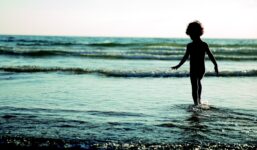 Dramat turystów w popularnym kurorcie. Na trującej plaży ucierpiały dzieci