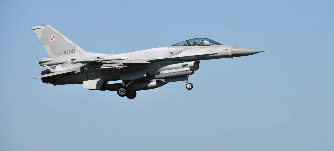 F-16 uziemione po tragicznym wypadku w Radomiu?