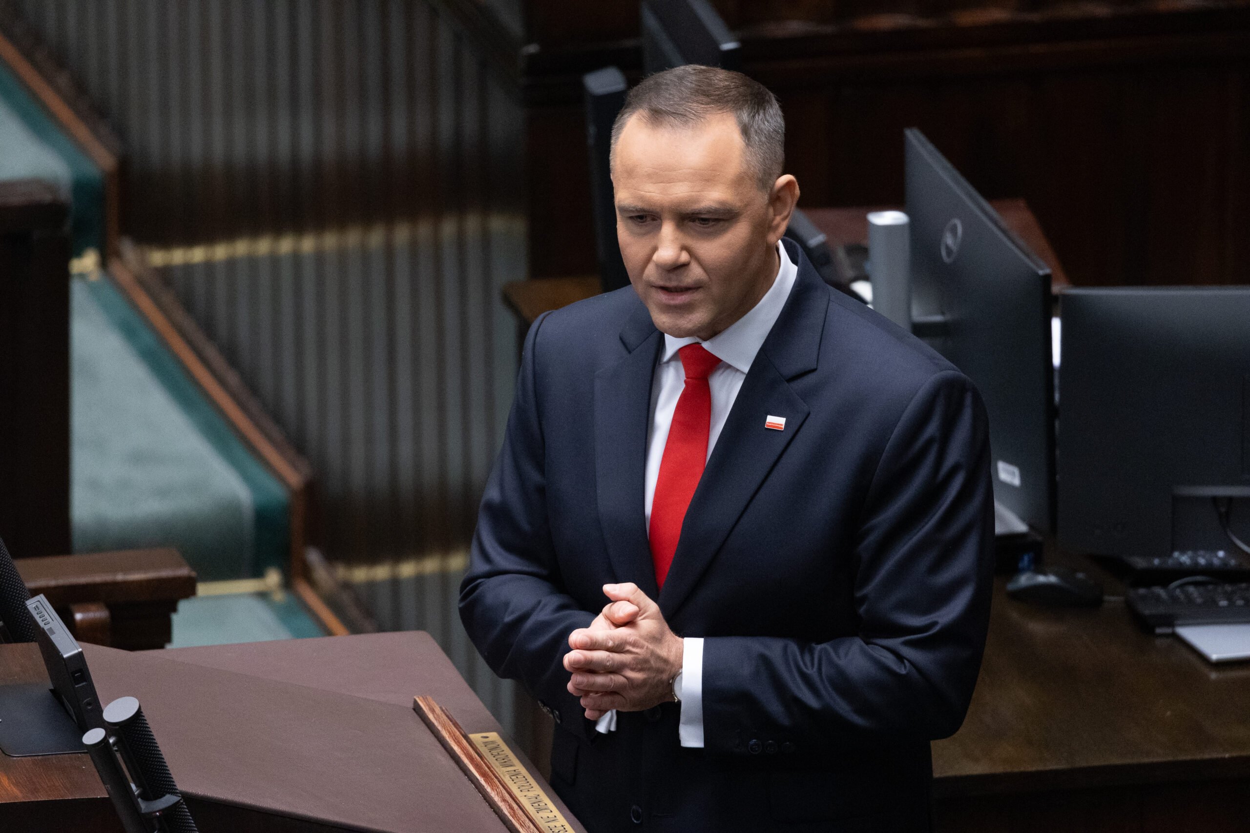 Президент об отказе в выдвижении: зал суда - не парламентская палата