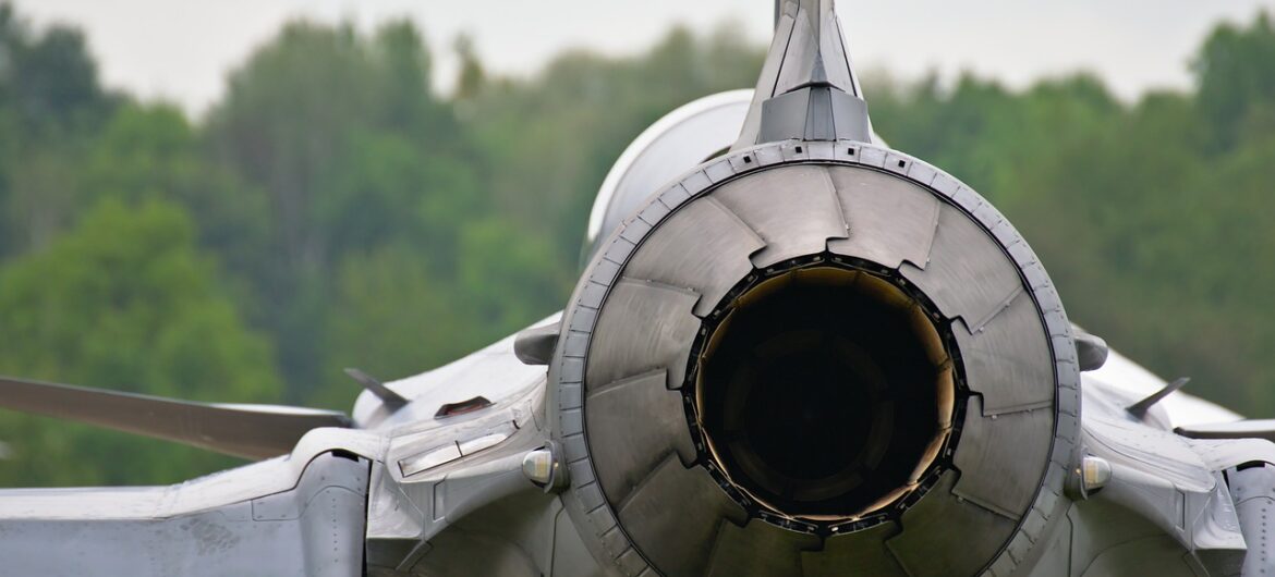 Migalski ukarany za wpis o mjr Krakowianie