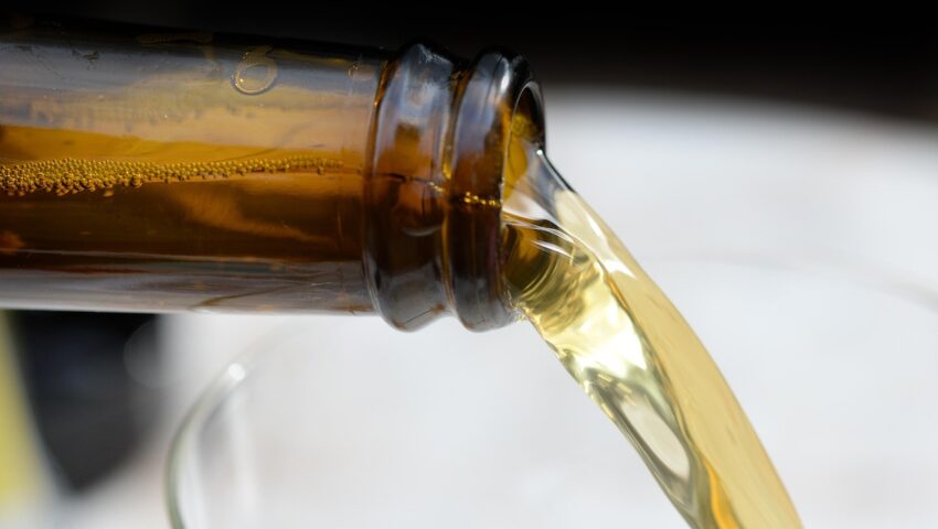 Mistrz kraju rozdał piwo kibicom. Ostra reakcja policji