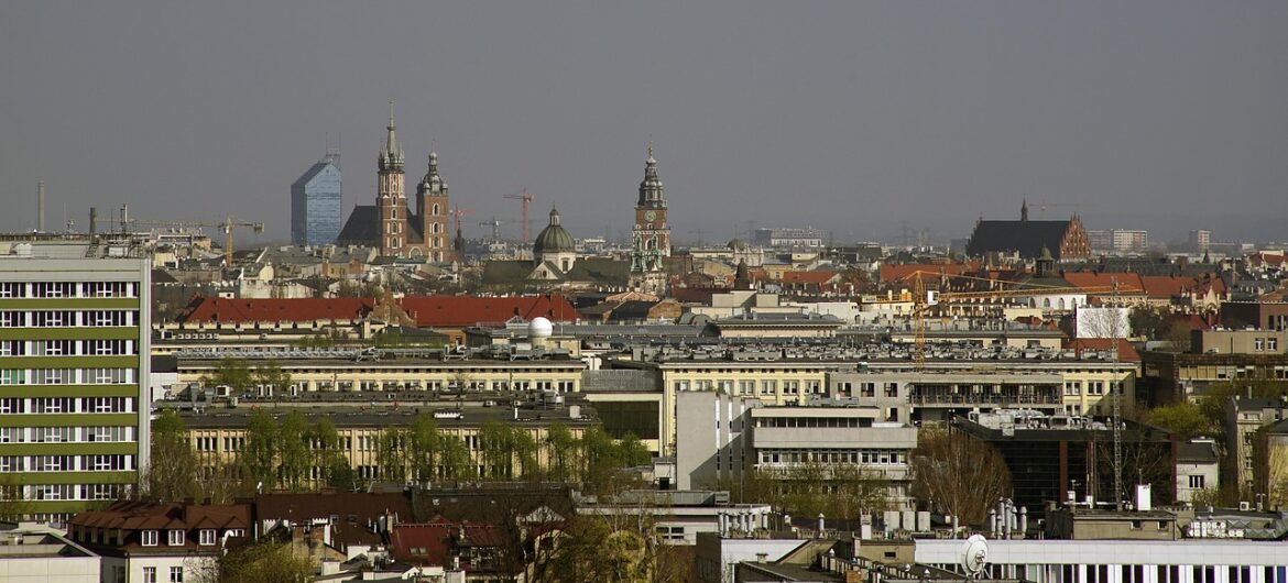 Komisja Europejska skarży Polskę do TSUE. Chodzi o Kraków i Katowice.