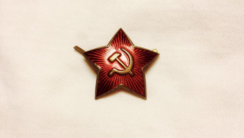 Takich “zabawnych” zdjęć lepiej nie robić. Kłopoty Polaków w Szwecji