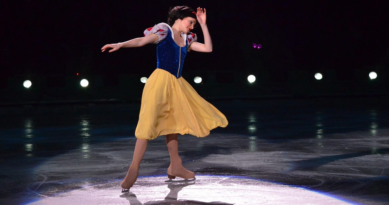 Wielka Brytania wprowadza pary jednopłciowe do łyżwiarstwa figurowego. Skorzystają… łyżwiarki?