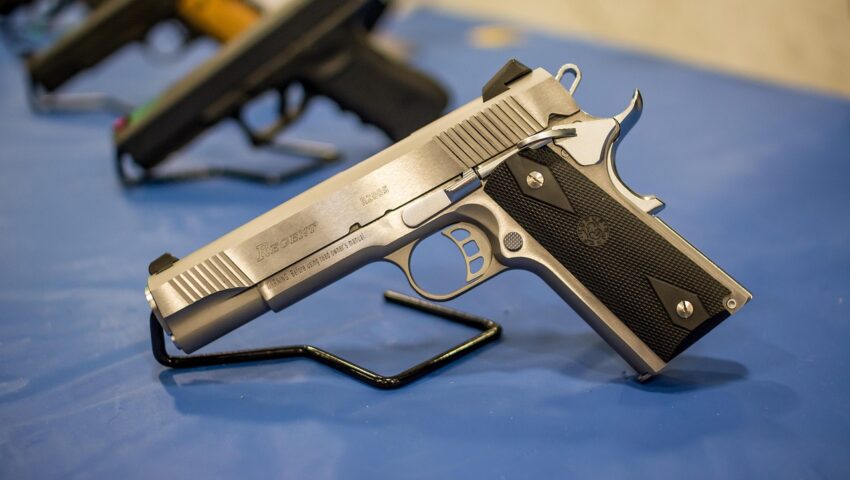 Australia w szoku po krwawym zamachu na plaży. Będą zmiany w przepisach dot. broni